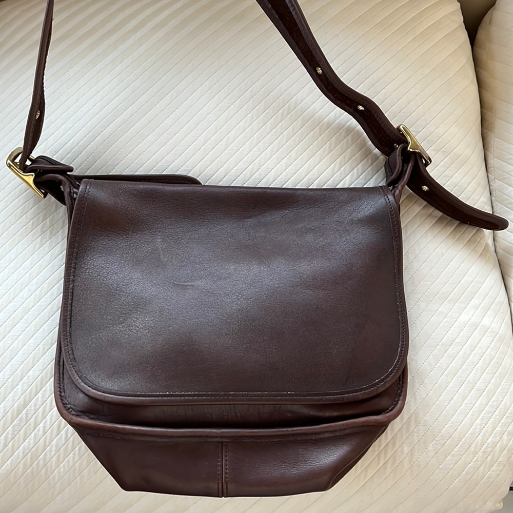Dark chocolate brown crossbody coach bag